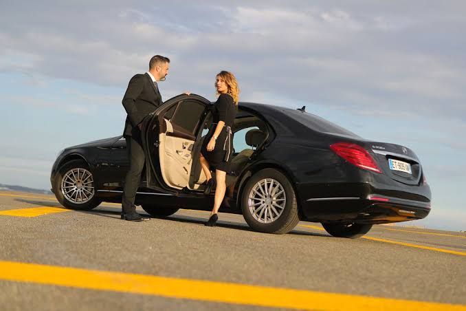 book airport transfers